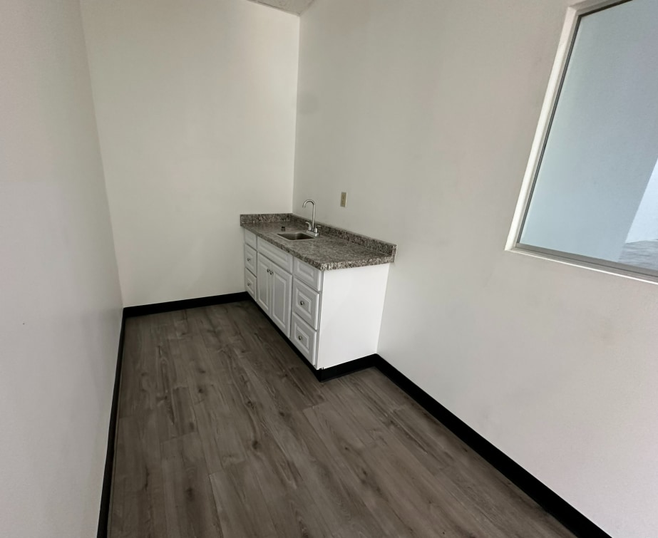 5210-5244 N Sam Houston Pky E, Houston, TX à louer Photo intérieure– Image 1 sur 6