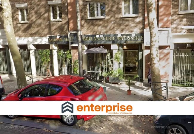 Plus de détails pour Local commercial à louer