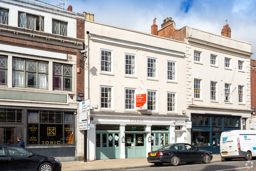 Foregate St, Worcester à louer - Photo principale – Image 1 sur 10