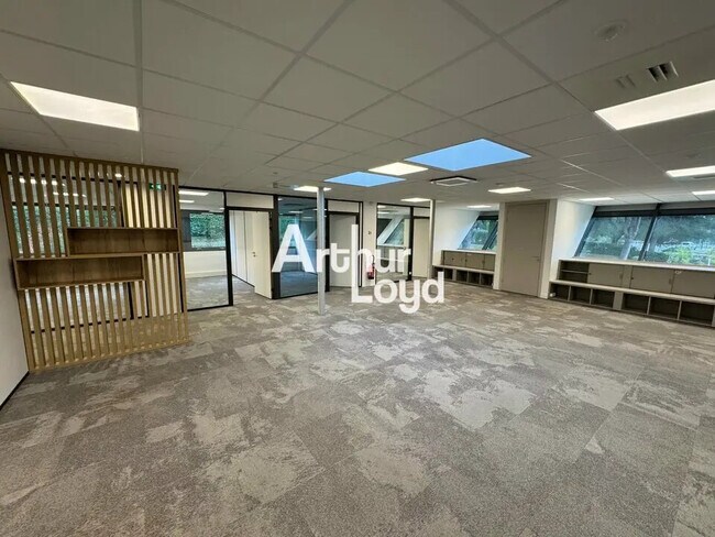 Plus de détails pour Bureau à louer