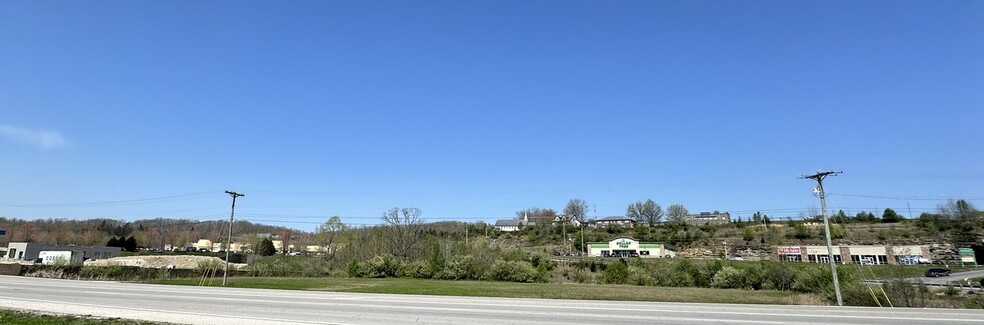 2330 Flemingsburg, Morehead, KY à vendre - Autre – Image 1 sur 6