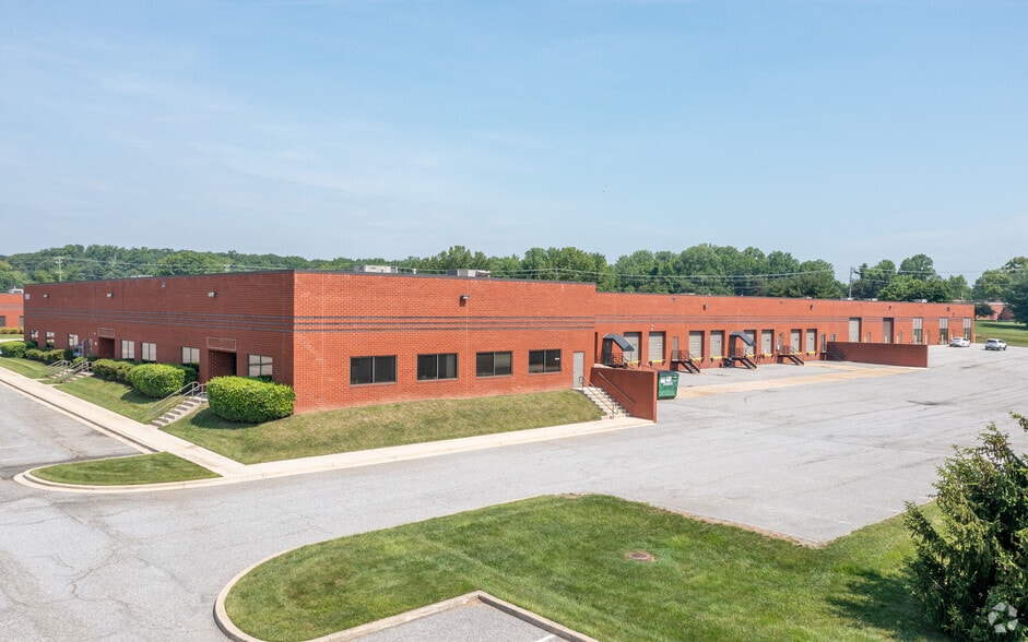 1309 Continental Dr, Abingdon, MD à louer - Photo principale – Image 1 sur 20