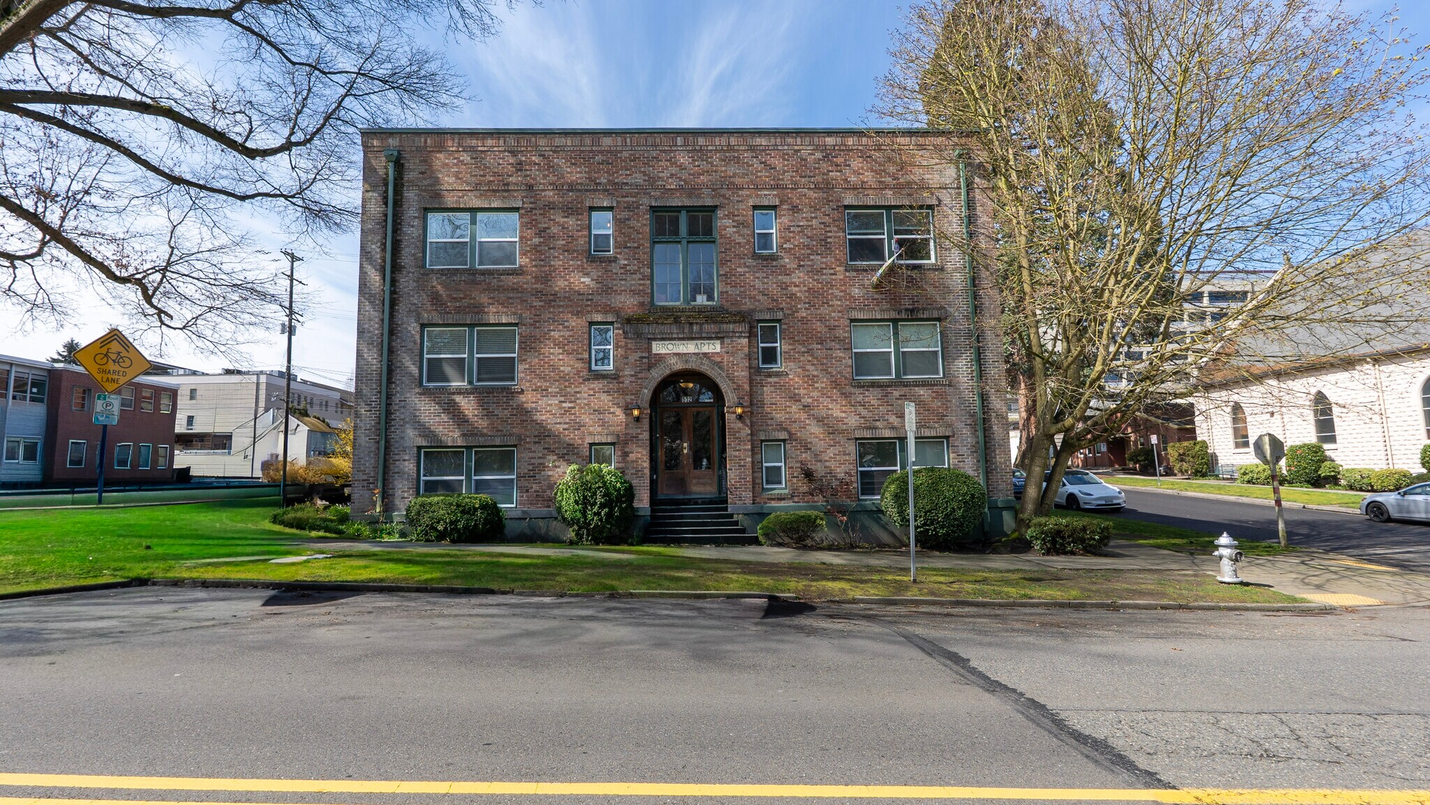 502 S I St, Tacoma, WA à vendre Photo principale– Image 1 sur 31