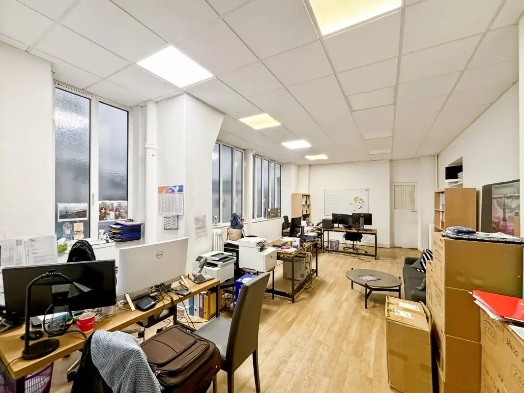 Bureau dans Paris à louer Photo de l’immeuble– Image 1 sur 5