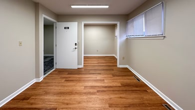 291 Queen St, Bristol, CT à louer Photo intérieure– Image 2 sur 7