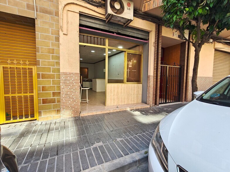Local commercial dans Torrent, Valencia à louer - Photo de l’immeuble – Image 1 sur 8