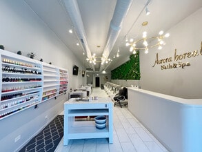 2104 W Belmont Ave, Chicago, IL à louer Photo intérieure– Image 1 sur 11
