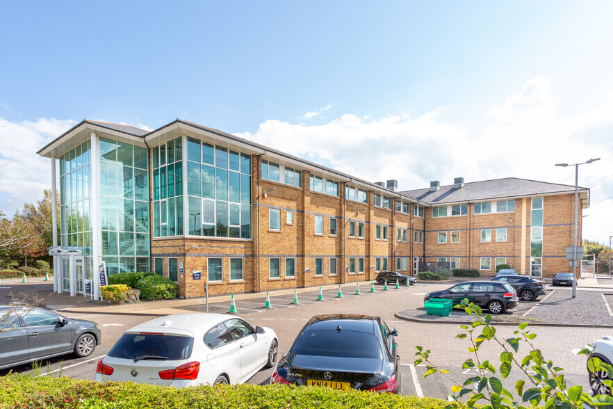 Malthouse Ave, Cardiff à vendre - Photo principale – Image 1 sur 1