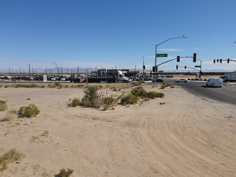 S of SWC S Ellsworth Rd & E Empire Blvd, Queen Creek, AZ à vendre - Photo de l’immeuble – Image 3 sur 7