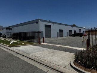 Plus de détails pour 718-738 N Loren Ave, Azusa, CA - Industriel/Logistique à louer