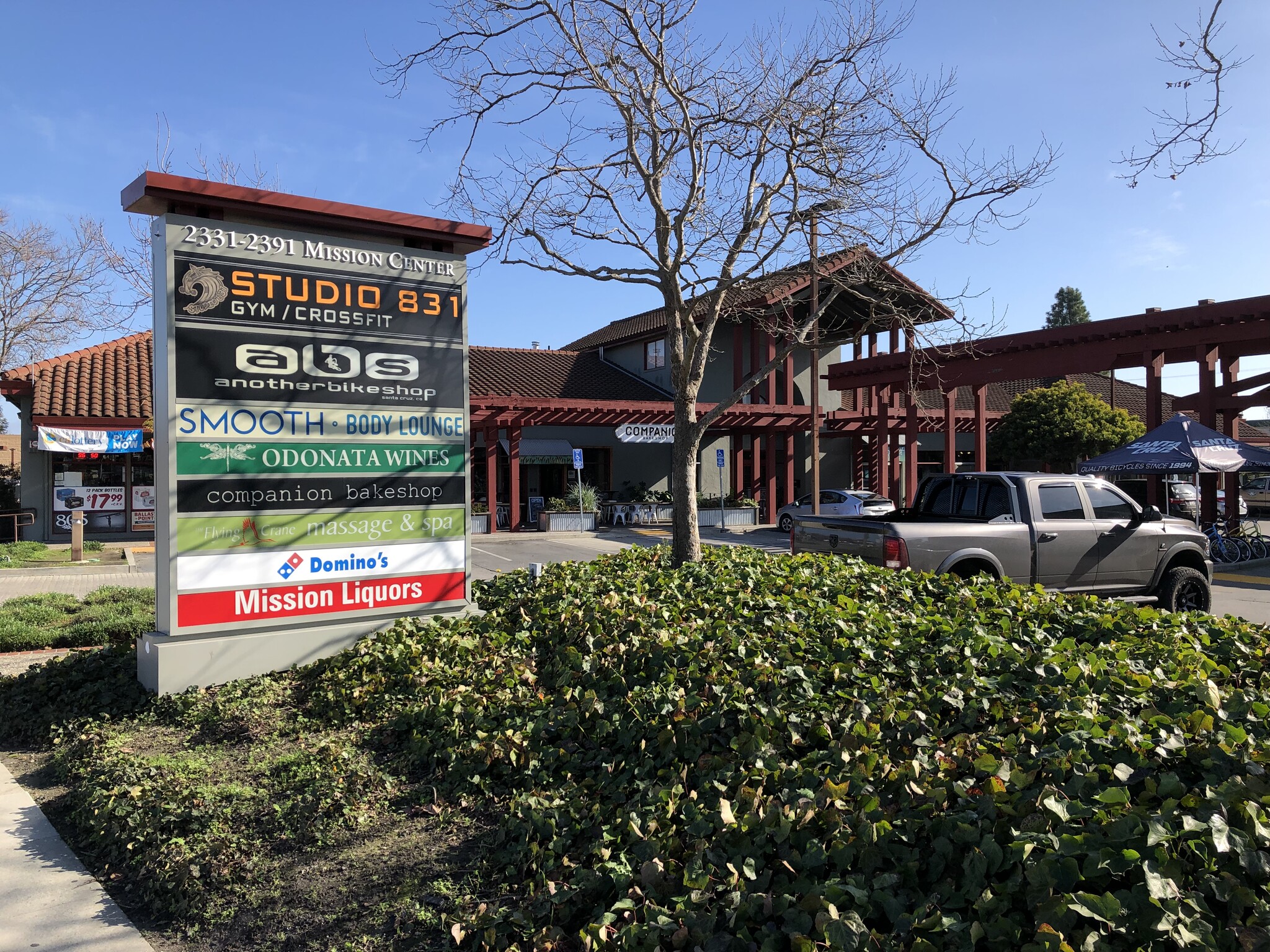 2371-2391 Mission St, Santa Cruz, CA à louer Photo principale– Image 1 sur 3