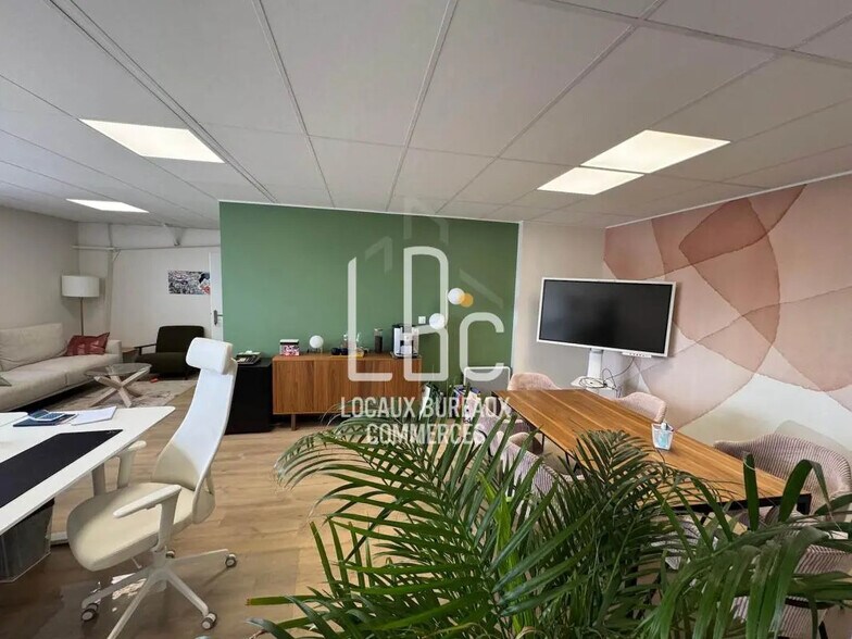 Bureau dans Saint-Herblain à louer - Photo de l’immeuble – Image 1 sur 7