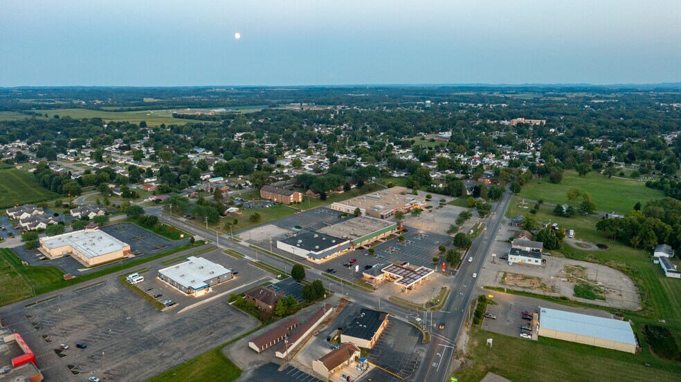 1190 N Court St, Circleville, OH à louer - Photo de l’immeuble – Image 3 sur 5