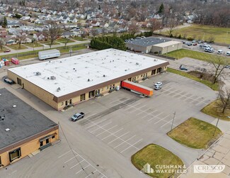 Plus de détails pour 4310-4340 Cranwood Pky, Warrensville Heights, OH - Local d'activités, Industriel/Logistique à louer