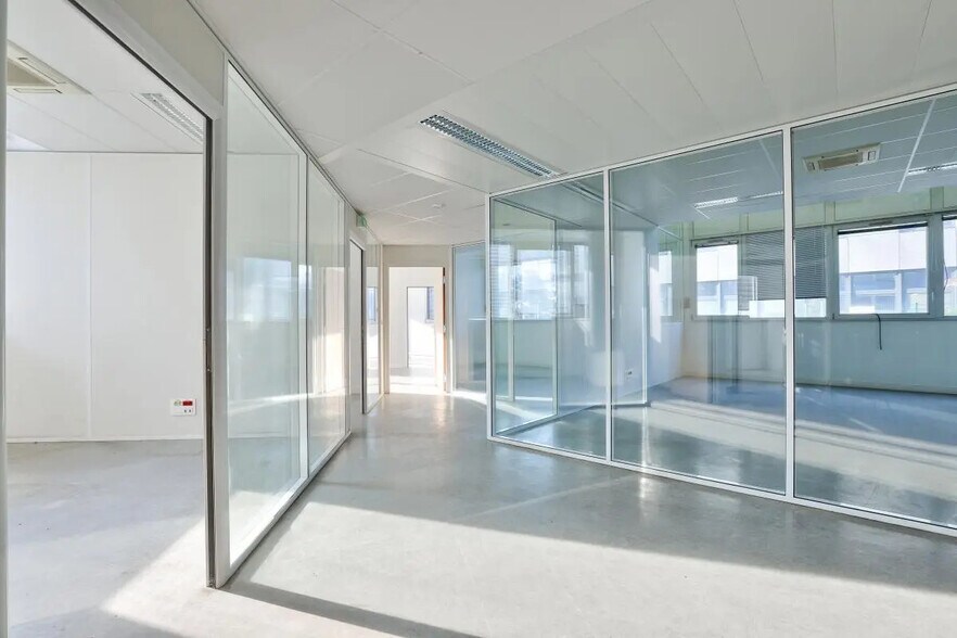 Bureau dans Paris à louer - Photo de l’immeuble – Image 2 sur 7
