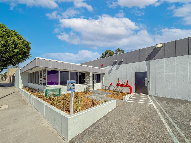 2021 1st St, San Fernando, CA à vendre - Photo principale – Image 1 sur 7