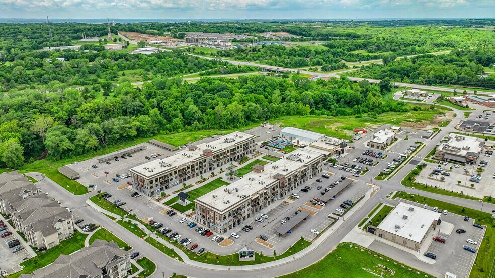 15425 Old Town Dr, Parkville, MO à vendre - Aérien – Image 2 sur 18
