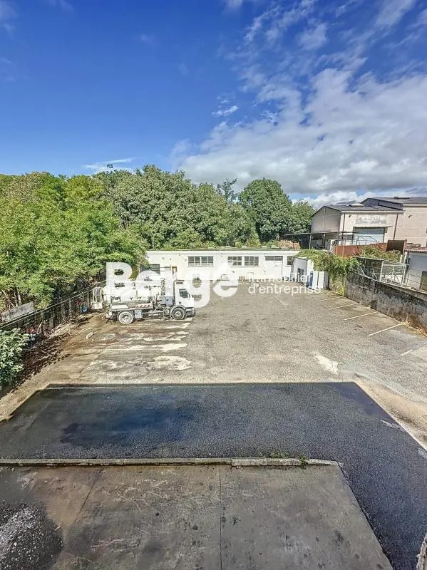 Plus de détails pour Industriel/Logistique à louer