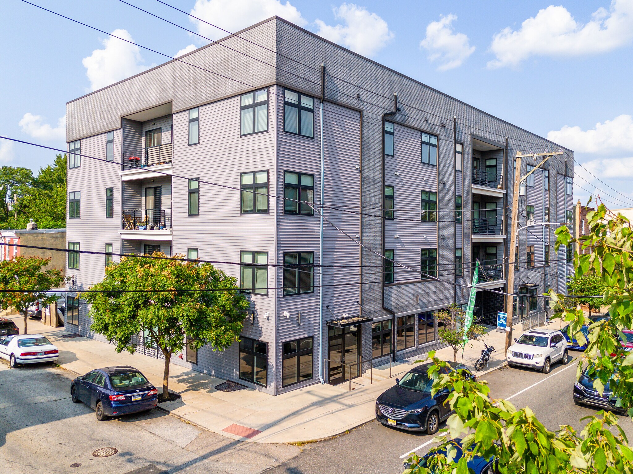 3925 Haverford Ave, Philadelphia, PA à vendre Photo principale– Image 1 sur 160
