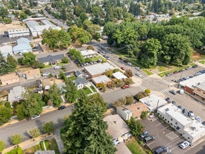 310 NW 3rd Ave, Canby, OR - Vue aérienne vue de carte - Image1