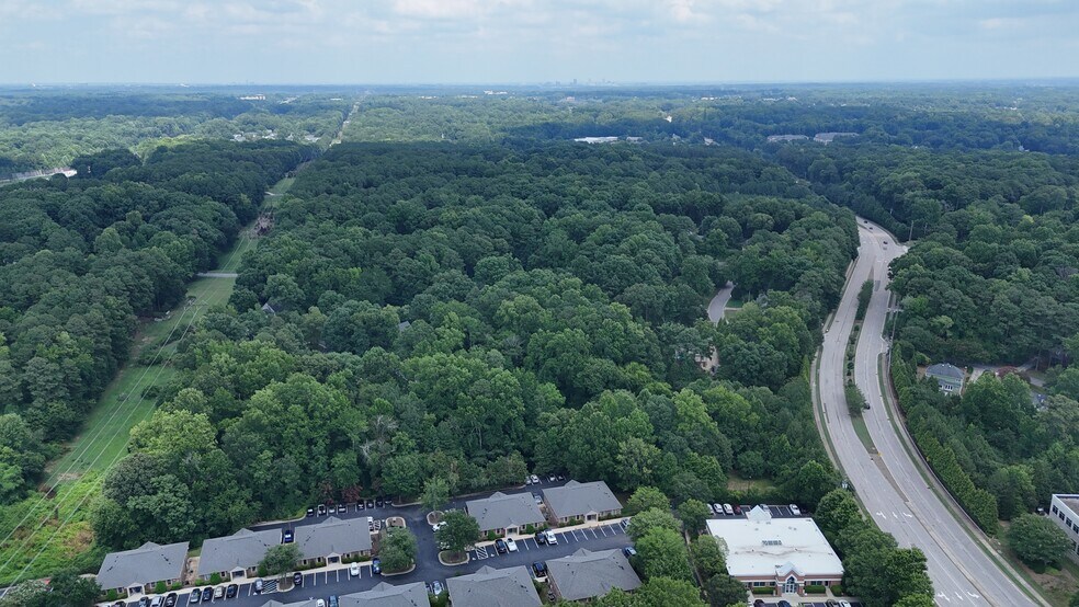 547 Keisler Dr, Cary, NC à louer - Aérien – Image 3 sur 11