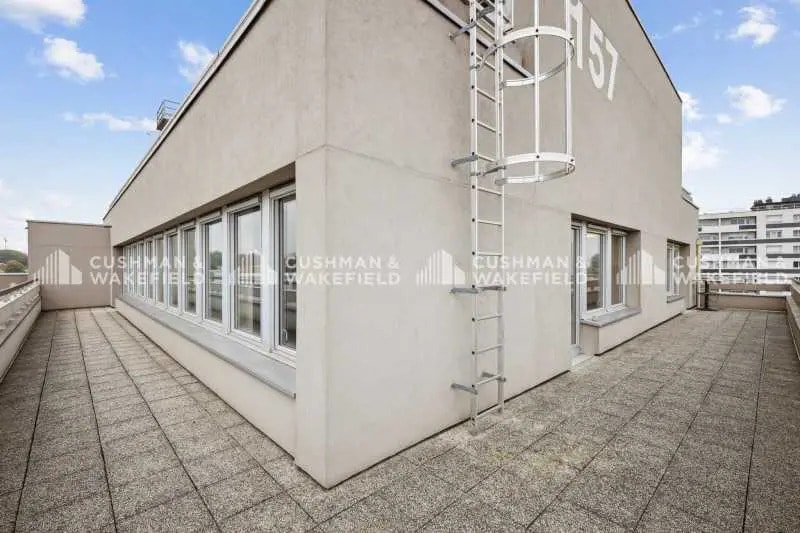 Bureau dans Bagneux à louer - Photo de l’immeuble – Image 3 sur 21