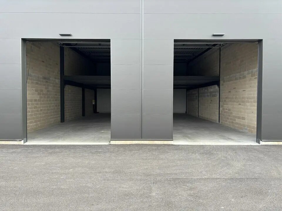 Local d’activités dans Saint-Brice-Courcelles à louer Photo de l’immeuble– Image 1 sur 5