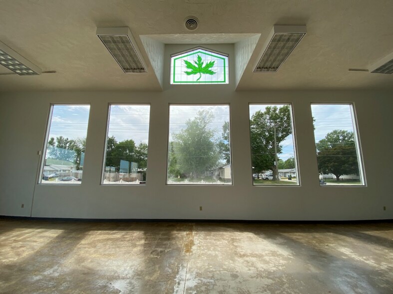 780 S Chicago St, Geneseo, IL à louer - Photo de l’immeuble – Image 3 sur 10