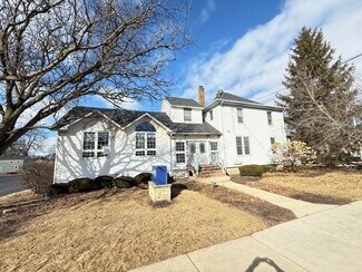 Plus de détails pour 236 Webster St, Batavia, IL - Bureau à vendre