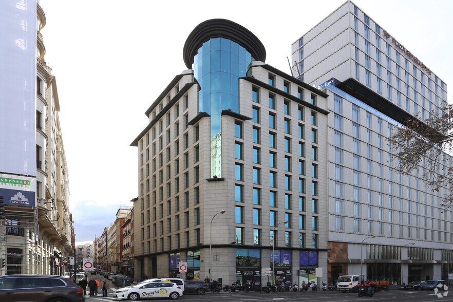 Calle de Leganitos, 47, Madrid, Madrid à louer - Photo de l’immeuble – Image 2 sur 9