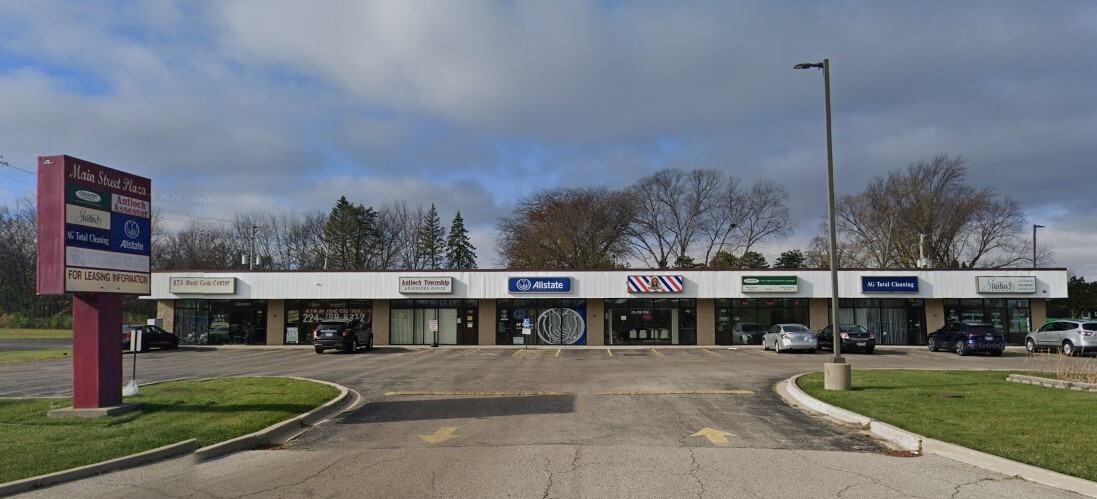 1470-1498 Main St, Antioch, IL à louer Photo de l’immeuble– Image 1 sur 4
