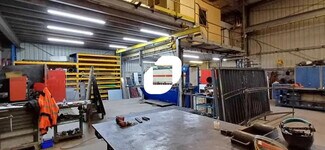 Plus de détails pour Local d'activités à louer