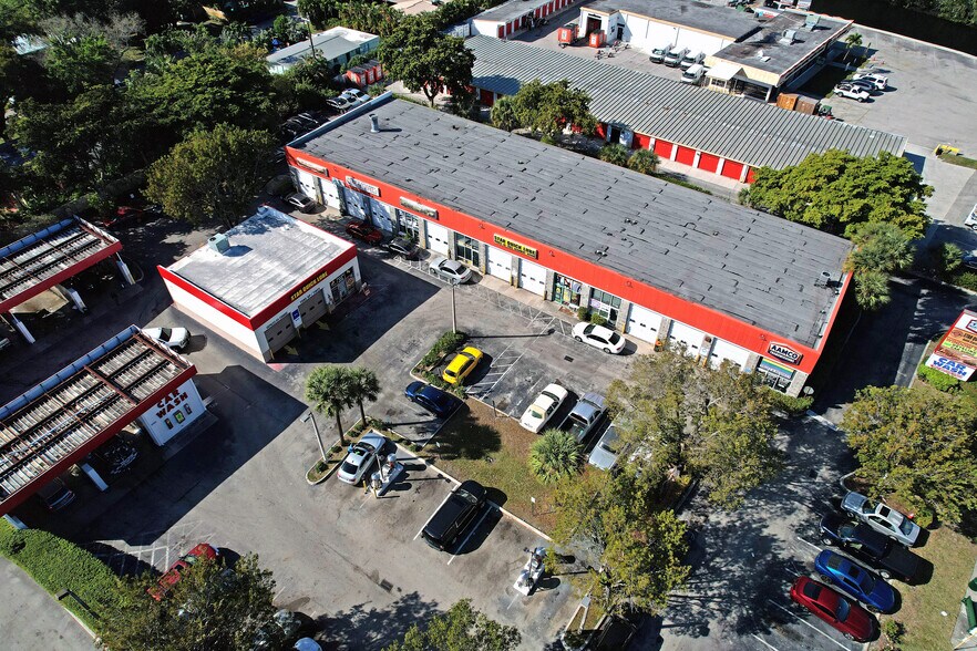 2763-2785 N Dixie Hwy, Fort Lauderdale, FL à louer - Photo de l’immeuble – Image 2 sur 15