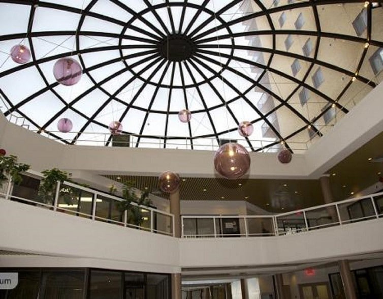 294-330 Talbot St, St Thomas, ON à louer - Photo intérieure – Image 3 sur 5