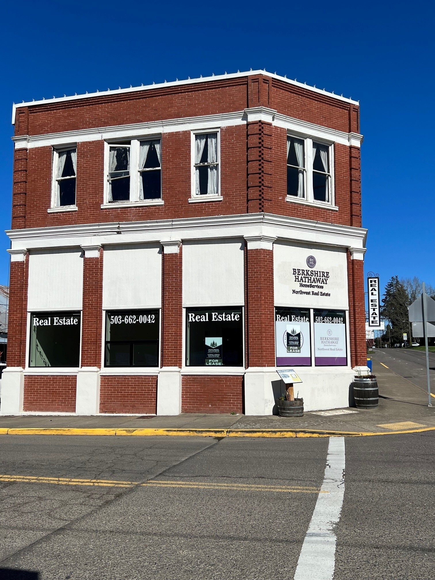 150 N Maple St, Yamhill, OR à louer Photo intérieure– Image 1 sur 3