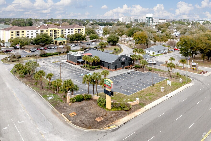 10435 N Kings Hwy, Myrtle Beach, SC à vendre - Photo de l’immeuble – Image 3 sur 6