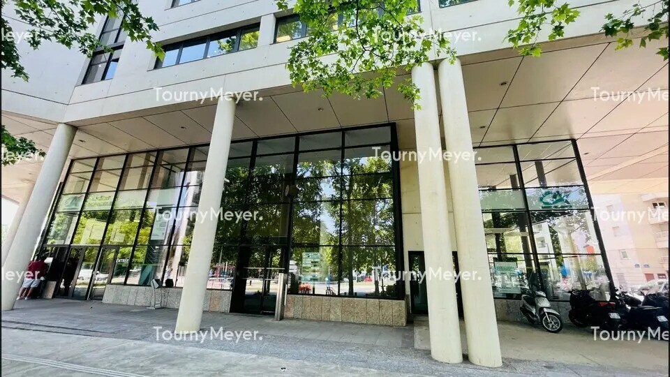 Bureau dans Montpellier à louer - Photo de l’immeuble – Image 2 sur 5