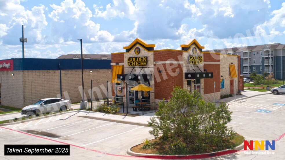 8677 N Beach St, Fort Worth, TX à vendre - Photo de l’immeuble – Image 2 sur 9