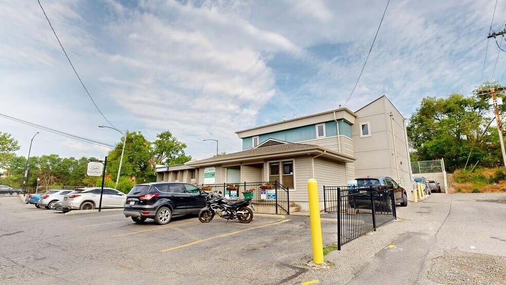 1321 N 27th St, Billings, MT à louer - Photo de l’immeuble – Image 2 sur 46