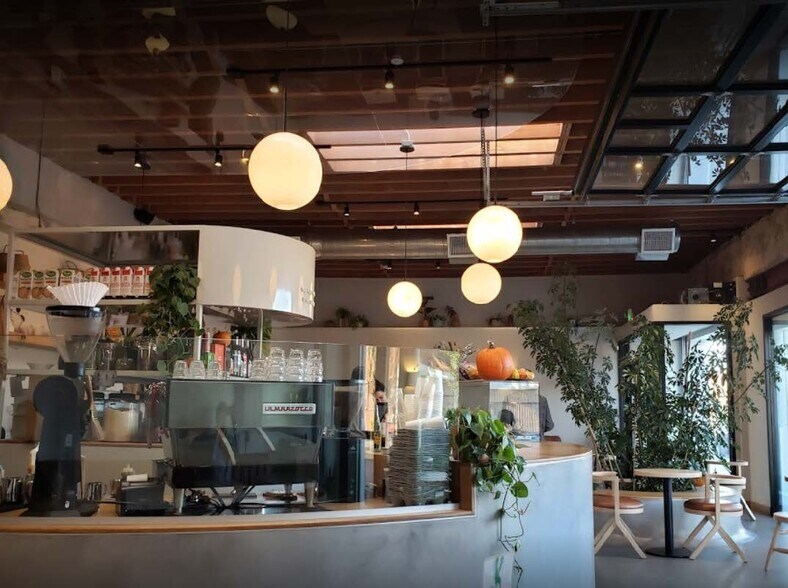 4310-4312 W Jefferson Blvd, Los Angeles, CA à louer - Photo intérieure – Image 3 sur 13