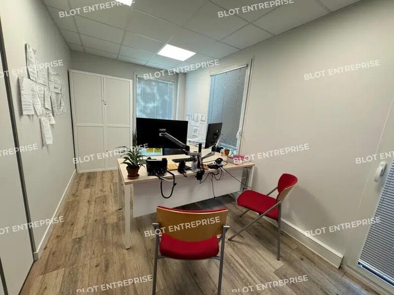 35 Boulevard Albert Einstein, Nantes à vendre - Photo de l’immeuble – Image 3 sur 13