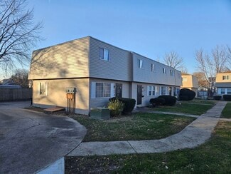 Plus de détails pour 65 Locust St, Galesburg, IL - Logement à vendre