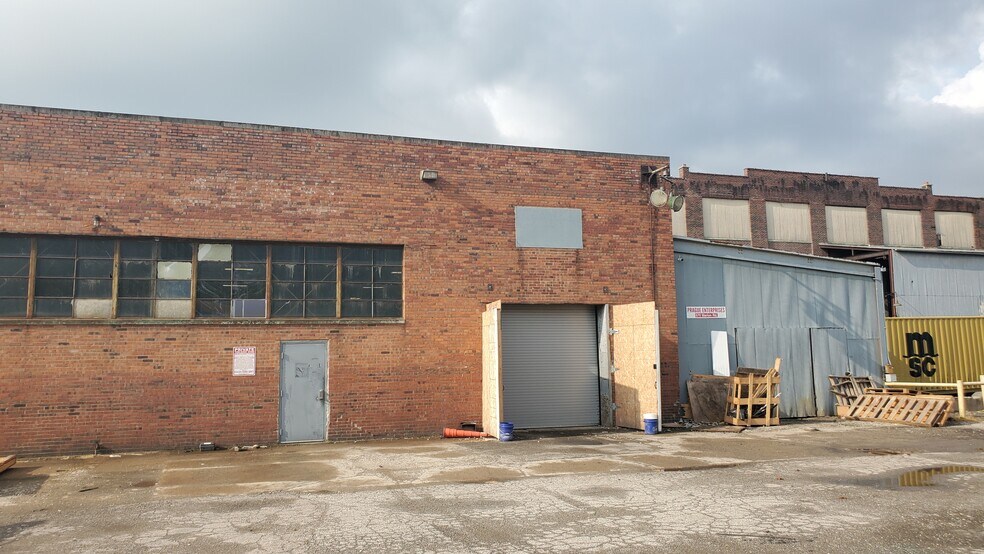 600-740 Marion Rd, Columbus, OH à louer - Photo de l’immeuble – Image 3 sur 15