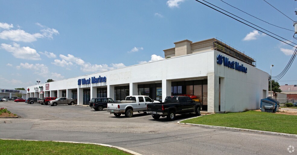 3658 Airport Blvd, Mobile, AL à louer - Photo de l’immeuble – Image 2 sur 11