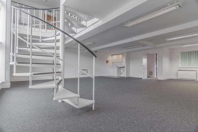 Woodlands, Bradley Stoke à louer Photo de l’immeuble– Image 1 sur 3