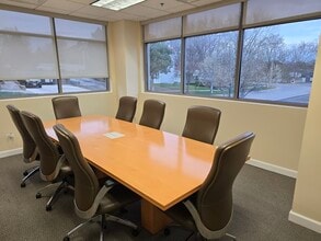 127 N Walnut St, Itasca, IL à louer Photo intérieure– Image 2 sur 7