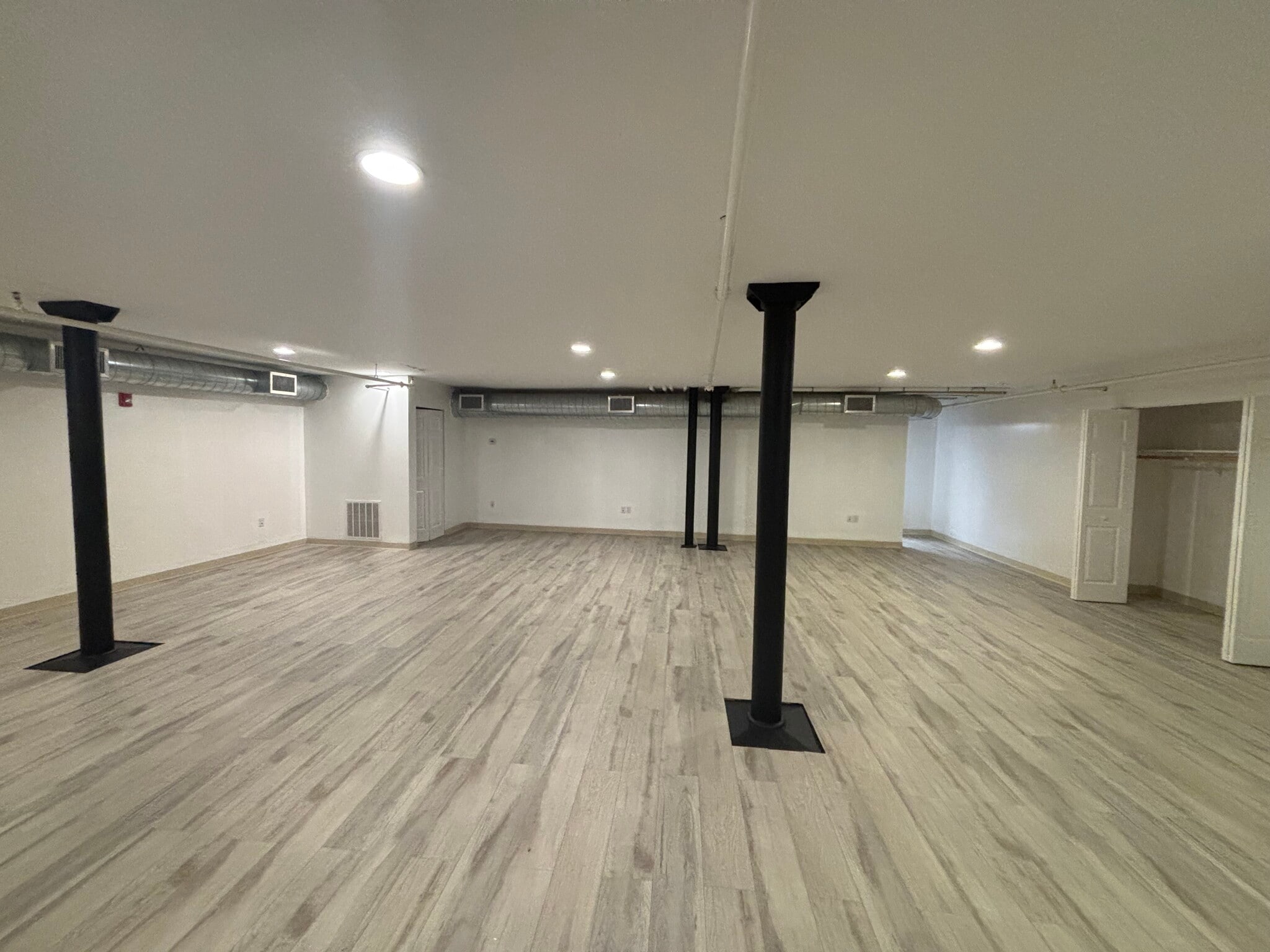 4-8 Court St, Plymouth, MA à louer Photo intérieure– Image 1 sur 1