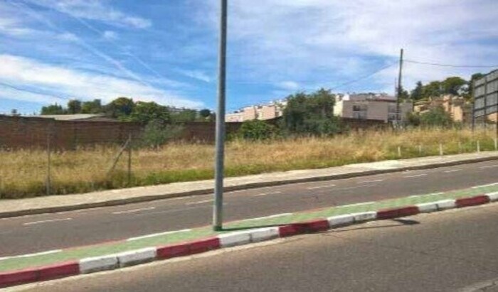 Avenida Reina Sofía, Tomares, Sevilla à vendre - Photo de l’immeuble – Image 3 sur 4