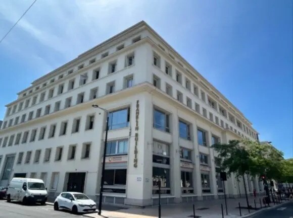 Bureau dans Le Havre à vendre - Photo de l’immeuble – Image 1 sur 4