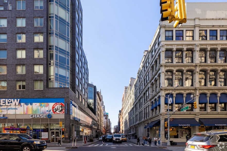 157 W 18th St, New York, NY à louer - Photo de l’immeuble – Image 3 sur 7